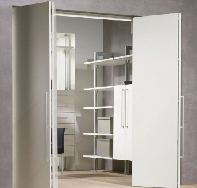 Ходовой верхний профиль для Wing Line 230, черный 2400мм - фото компании Мебельщик Ходовой верхний профиль для Wing Line 230, черный 2400мм - фото компании Мебельщик